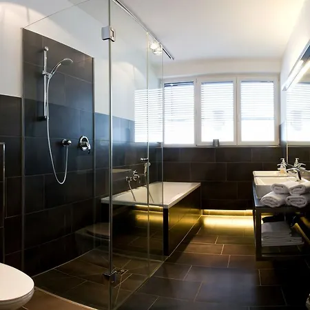 Arnsteiner Апартаменти *