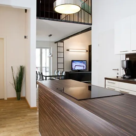 Arnsteiner Целль-ам-Зеє