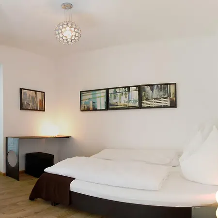 أرنشتاينر * زيل أم سي