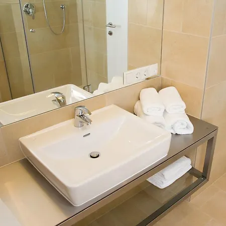 Arnsteiner Apartment *